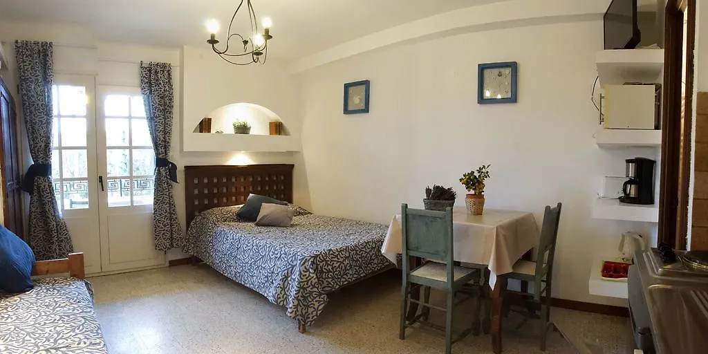 Hyères Residence Les Mandariniers 3*,  فرنسا